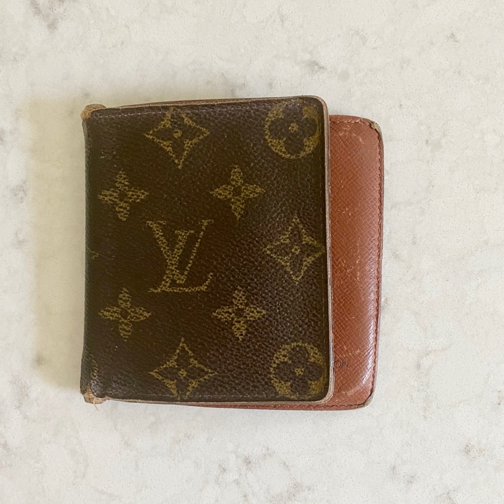 Authentic Louis Vuitton Wallet